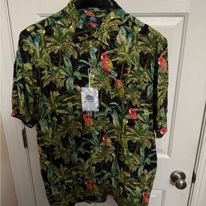 Green and Red Casual Button Down Shirt with Tropical Print